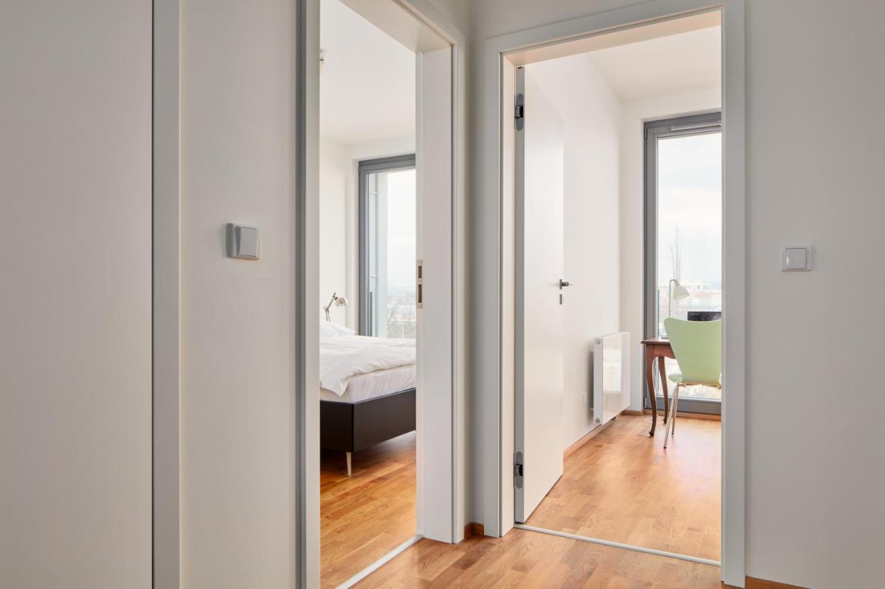 Prague Days - Designer Condo - Trendy Neighborhood Экстерьер фото